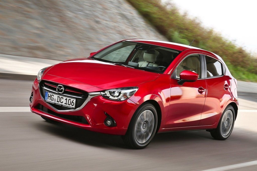 Kompaktný päťdverový hatchback Mazda 2