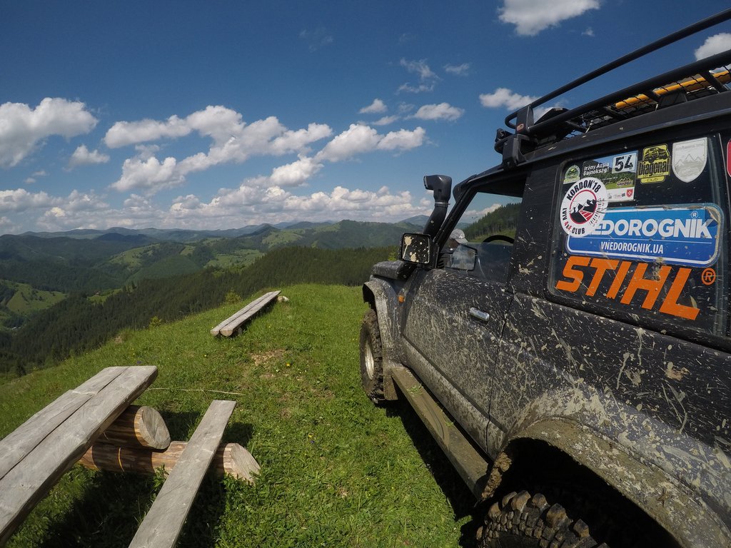 Preteky off-roadov: etapa šampionátu Ukrajiny RFC Off Road v Černivciach