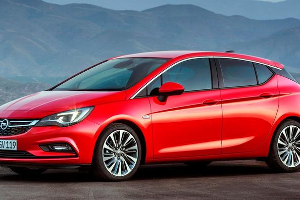 Test päťdverového hatchbacku Opel Astra K