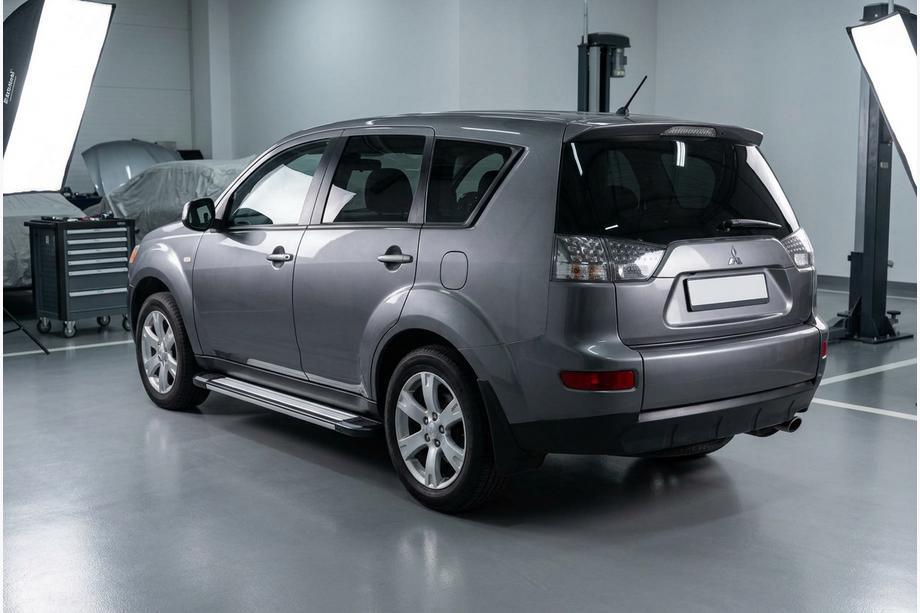 Mitsubishi Outlander 2006–2012 Bočné nášľapy Rainbow (2 ks, hliník) Image