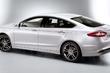 Recenzia stredne veľkého sedanu Ford Mondeo fotografia 12