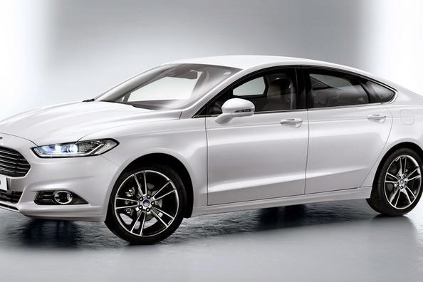 Recenzia stredne veľkého sedanu Ford Mondeo