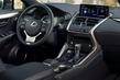 Prémiový kompaktný crossover Lexus NX fotografia 5