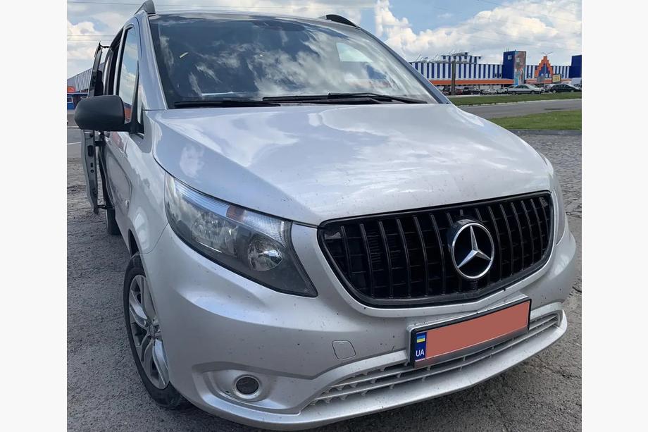 Mercedes Vito/V-trieda W447 2014– Predná maska GT Panamericana Black (2014-2023 pre Vito W447) Image