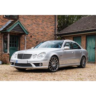 Kompletný bodykit (AMG E63) Mercedes E-сlass W211 2002–2009 fotografia 2