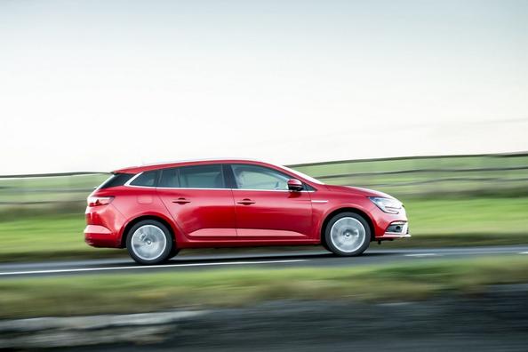 Štvrtá generácia kombi Renault Megane Estate Fotografia 3