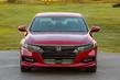 Recenzia desiatej generácie sedanu Honda Accord fotografia 11
