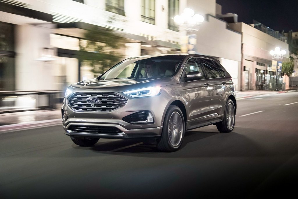 Recenzia modernizovaného crossoveru Ford Edge
