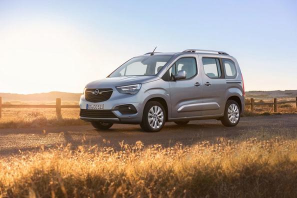 Test kompaktného vanu Opel Combo Life