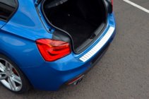 Ford Fiesta 2017– Nerezová lišta na zadný nárazník OmsaLine (nerez.) fotografia 3