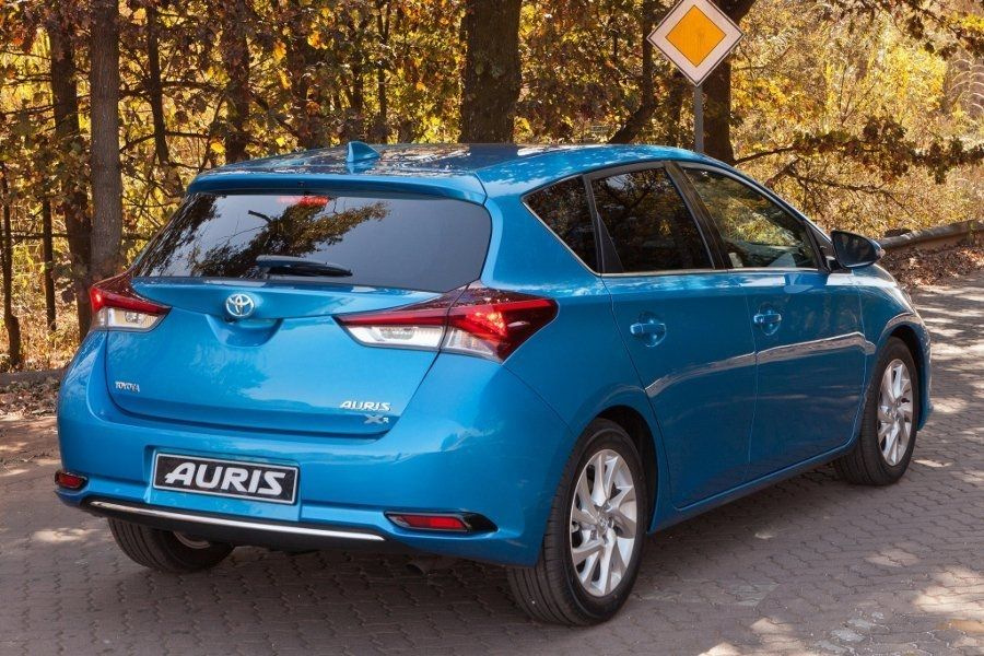 Recenzia päťdverového hatchbacku Toyota Auris