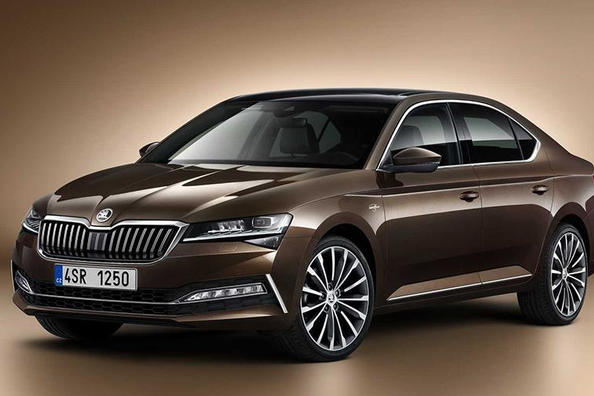 Recenzia modernizovaného liftbacku Skoda Superb 2019