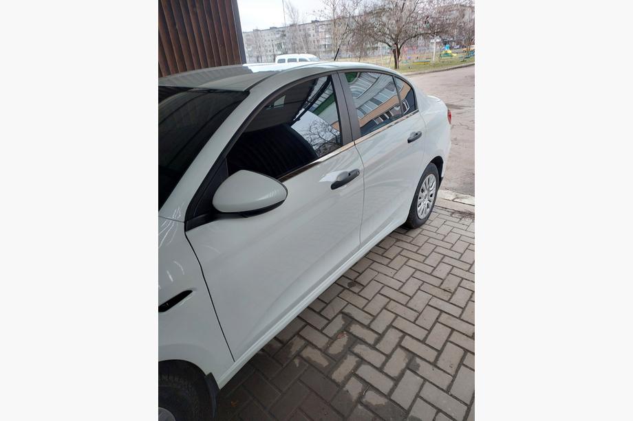 Fiat Tipo 2016– Spodné okenné lišty, tmavý chróm (nerez) Fotografia 6