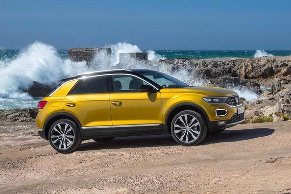 Recenzia kompaktného crossoveru Volkswagen T-Roc