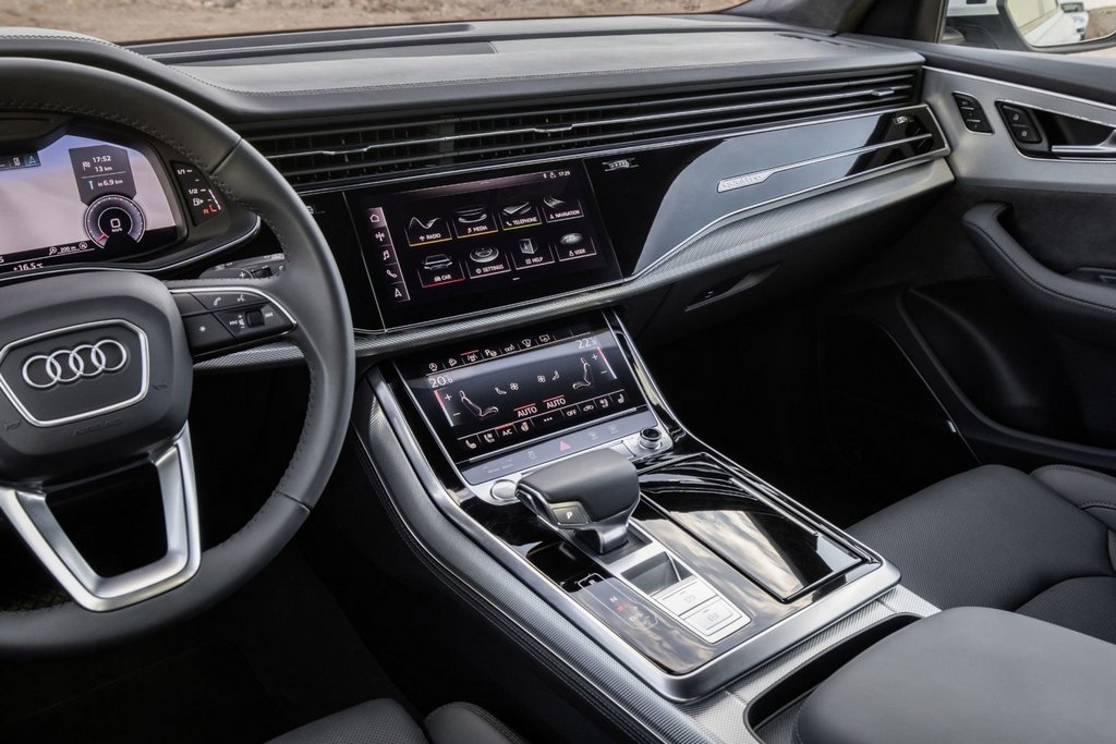 Recenzia prémiového crossoveru Audi Q8 s pohonom všetkých kolies
