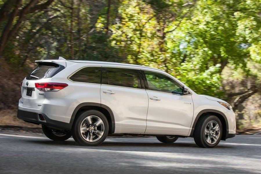 Test crossoveru Toyota Highlander tretej generácie
