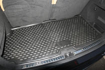 Volvo XC90 2015– Kratká gumová vanička do batožinového priestoru (Novline) pre crossover (7 miest) fotografia 4