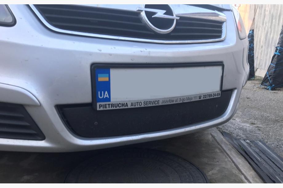 Opel Zafira B 2005–2011 Zimná clona na masku (2005-2008) Image