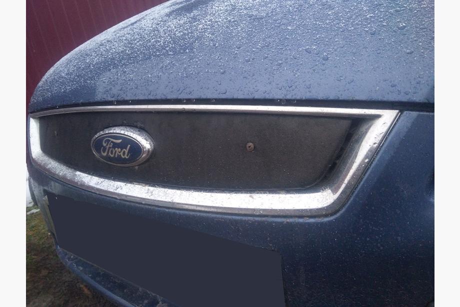 Ford Focus II 2005–2008 Zimná clona chladiča (mriežky) Matná Fotografia 3