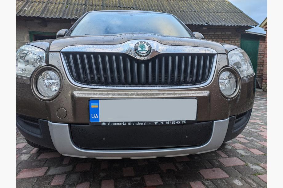 Skoda Yeti 2009–2017 Zimná clona na masku chladiča (spodná, 2009-2013) Image