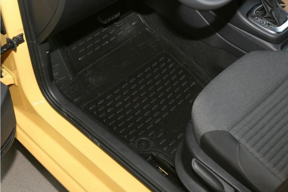 Volkswagen Polo 2010–2017 Gumené 3D rohože do interiéru (4 ks, Novline) HB Fotografia 2