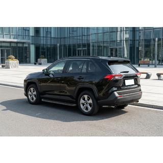 Bočné prahy Tayga Black (2 ks, hliník) Toyota Rav 4 2019–2025 fotografia 1