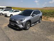 Toyota Rav 4 2019–2025 Bočné nášľapy Tayga V2 (2 ks, hliník) fotografia 3