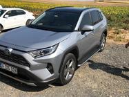 Toyota Rav 4 2019–2025 Bočné nášľapy Maydos V2 (2 ks, hliník s nerezom) fotografia 3