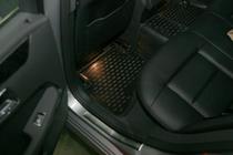 Mercedes E-class W212 2009–2016 Gumové autokoberce do interiéru (4 ks, Novline) fotografia 3
