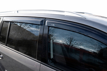 Volkswagen Touran 2015– Deflektory okien (4 ks, HIC) fotografia 8