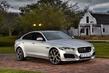 Recenzia prémiového sedanu Jaguar XE fotografia 11