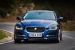 Recenzia prémiového sedanu Jaguar XE fotografia 3