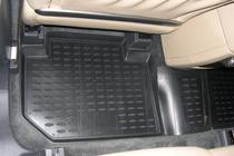 Subaru Tribeca 2005–2014 (2005↗) Gumové rohože do interiéru (4 ks, Novline) fotografia 5
