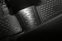 Toyota FJ Cruiser 2006–2022 Gumové autokoberce do interiéru (4 ks, Novline) fotografia 5