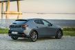 Kompaktný hatchback Mazda 3 štvrtej generácie fotografia 13