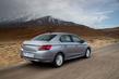 Modernizovaný sedan Peugeot 301 fotografia 10