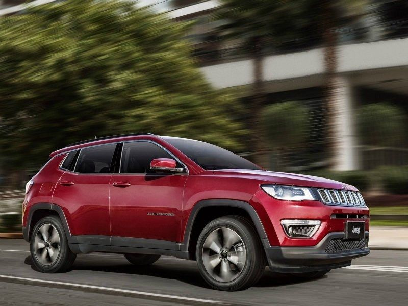 Prehľad kompaktného crossovera Jeep Compass