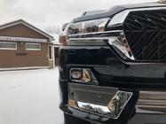 Toyota Land Cruiser 200 2007–2021 Sada body kitu 2016↗ (TRD 2021) Čierna farba fotografia 4