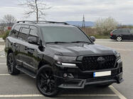 Toyota Land Cruiser 200 2007–2021 Sada body kitu 2016↗ (TRD 2021) Čierna farba fotografia 12
