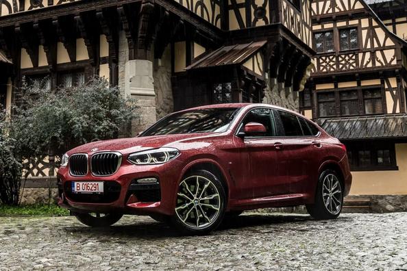 Druhá generácia stredne veľkého crossovera BMW X4 Fotografia 7