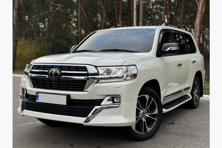 Toyota Land Cruiser 200 2007–2021 Kryty zrkadiel (s bočným smerovým blikačom, štýl 2016) Biela farba Fotografia 7
