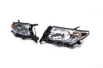 Toyota Land Cruiser Prado 150 2009–2023 Predné reflektorové svetlomety (2017+, 2 ks) fotografia 3