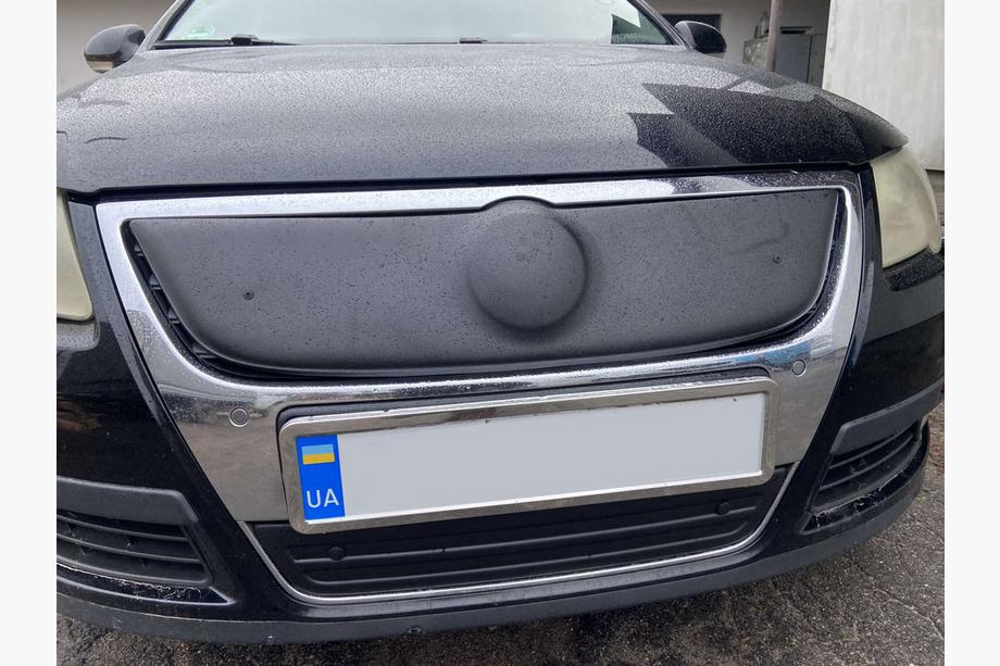 Volkswagen Passat B6 2006–2012 Zimná clona na masku chladiča (horná) Image