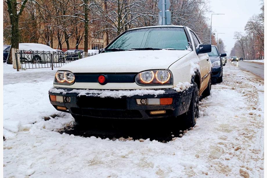 Volkswagen Golf 3 1991–2001 Zimná clona chladiča (mriežky) Lesklá Image