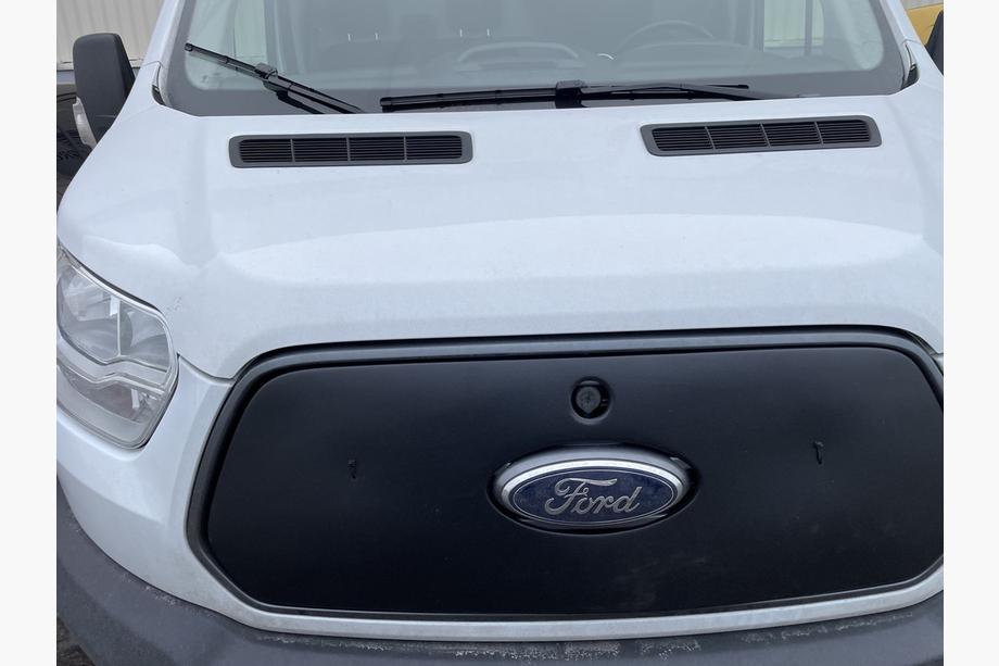 Ford Transit 2014– Zimná clona na masku chladiča (2014-2018) Fotografia 2