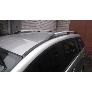 Hliníkové strešné lyžiny (chróm) Mazda 5 2010–2018 fotografia 2