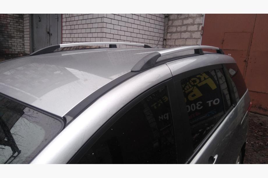 Mazda 5 2010–2018 Hliníkové strešné lyžiny (chróm) Fotografia 2