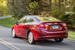 Kompaktný sedan Chevrolet Cruze druhej generácie fotografia 9