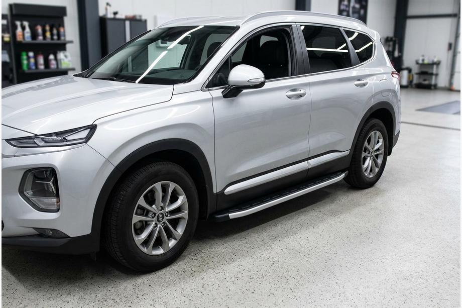 Hyundai Santa Fe 4 2018–2023 Bočné nášľapy Duru (2 ks, hliník) Image