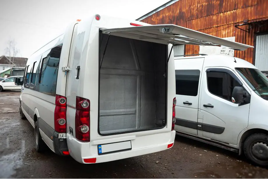 Volkswagen Crafter 2006–2016 Prídavný nosič batožiny (na lakovanie) Fotografia 4